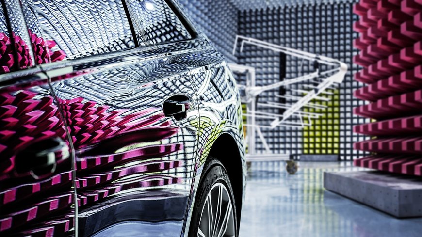 Automobilelektronik testen: Rohde & Schwarz zeigt auf der EMV 2020 schnelle, robuste und kompakte Testlösungen